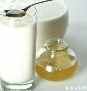 蜂蜜牛奶作用与功效与作用